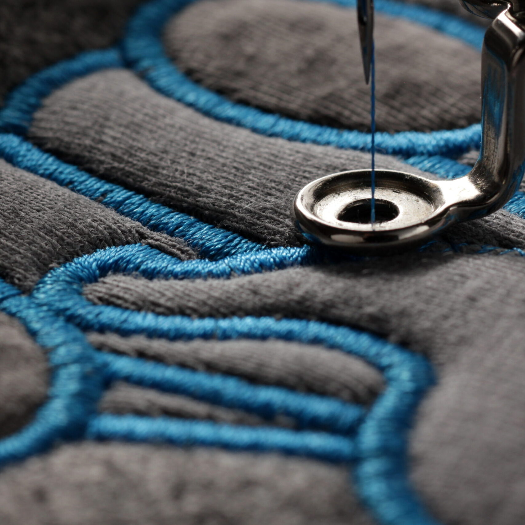embroidery and application with embroidery machine - macro of pr